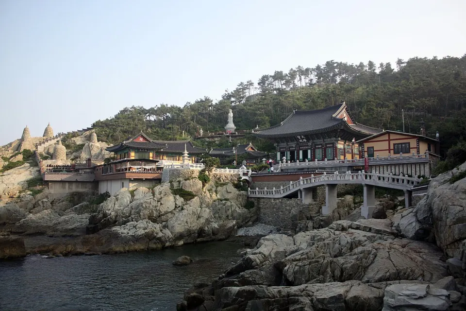 Haedong Yonggungsa temple on the coast