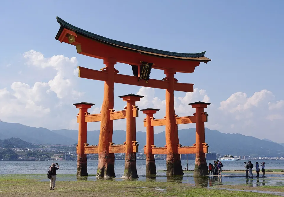 Itsukushima floating torii at Miyajima