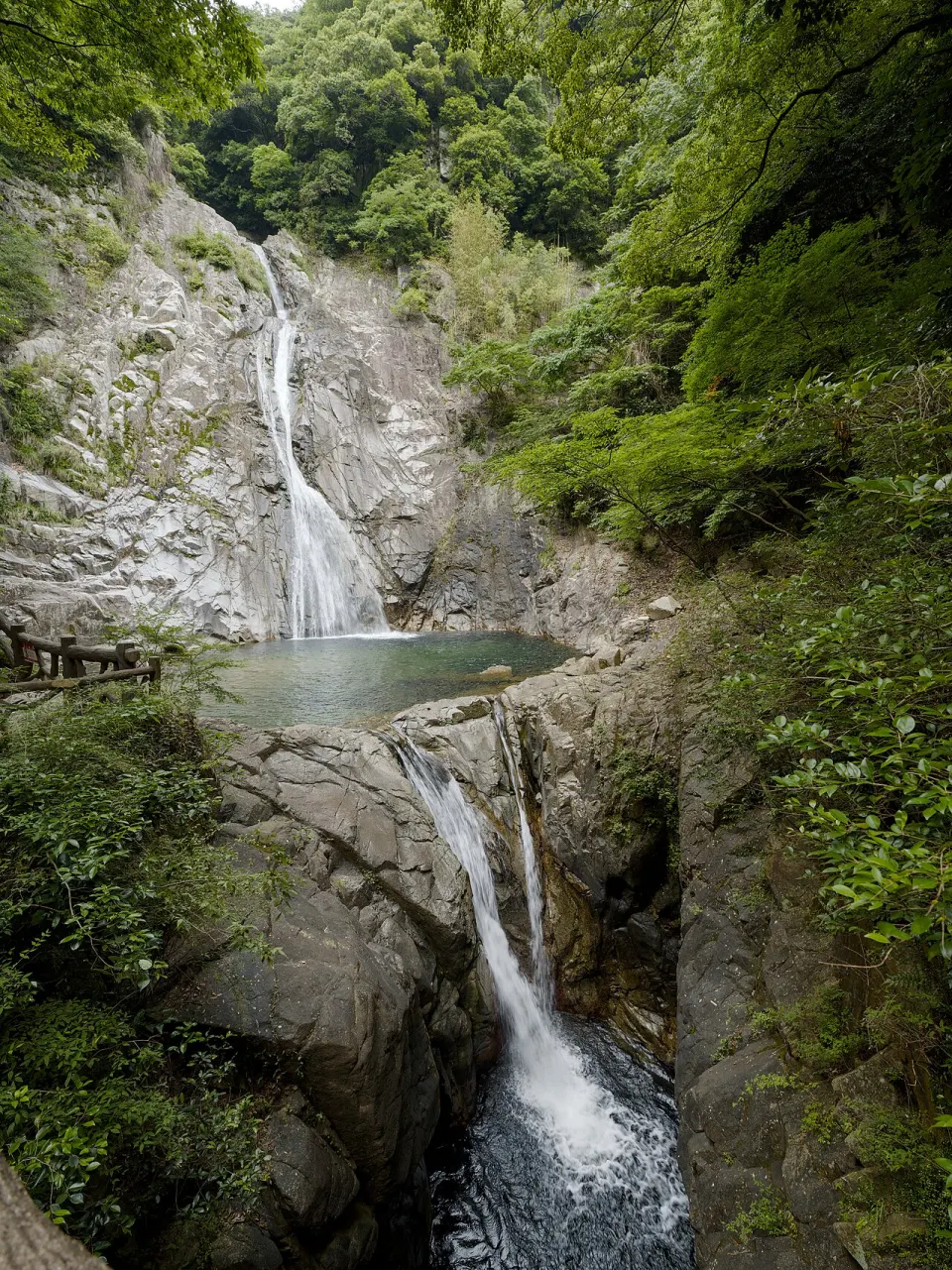 Nunobiki Falls